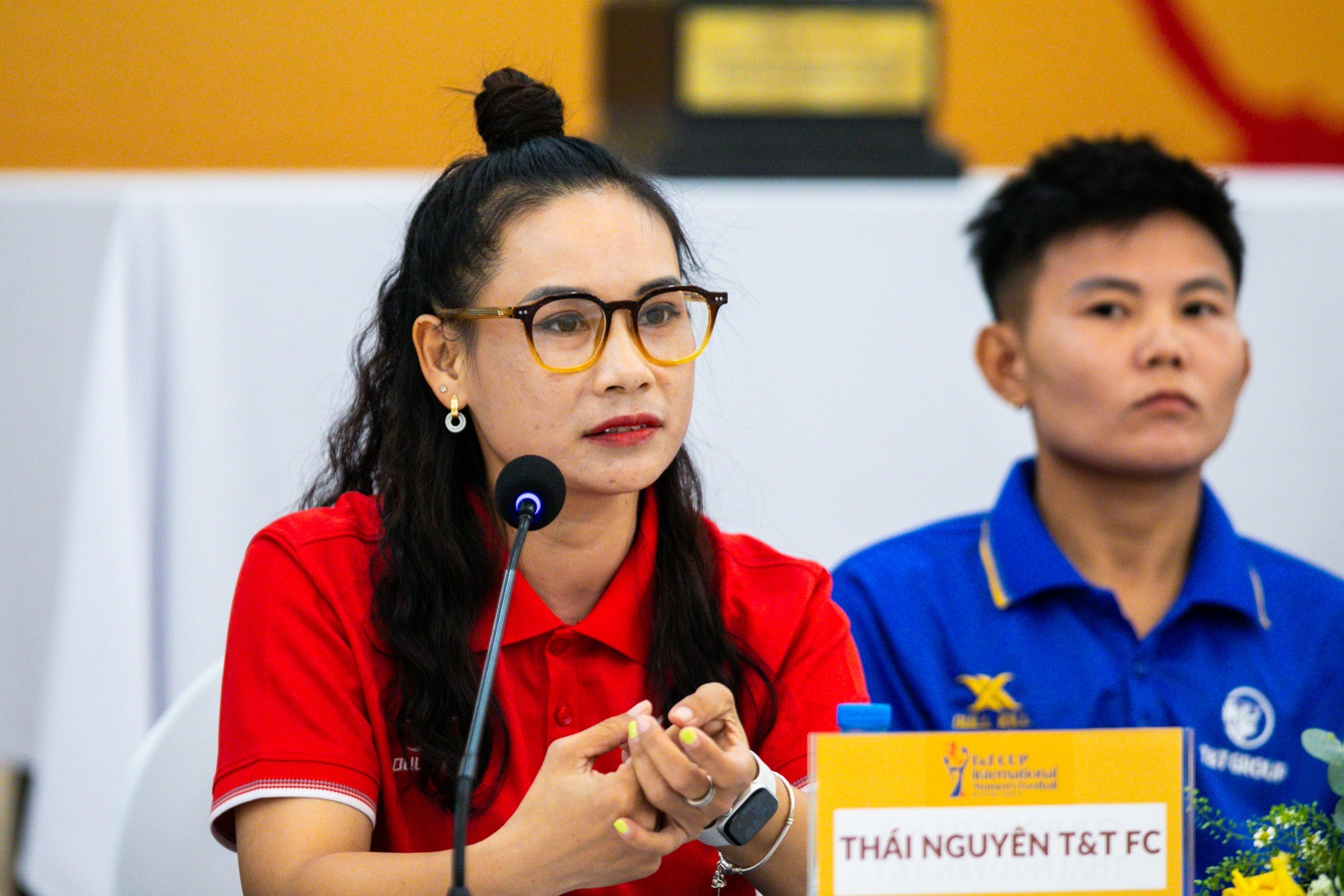 Khởi Đầu Thành Công Của HLV Văn Thị Thanh Tại Giải Quốc Tế