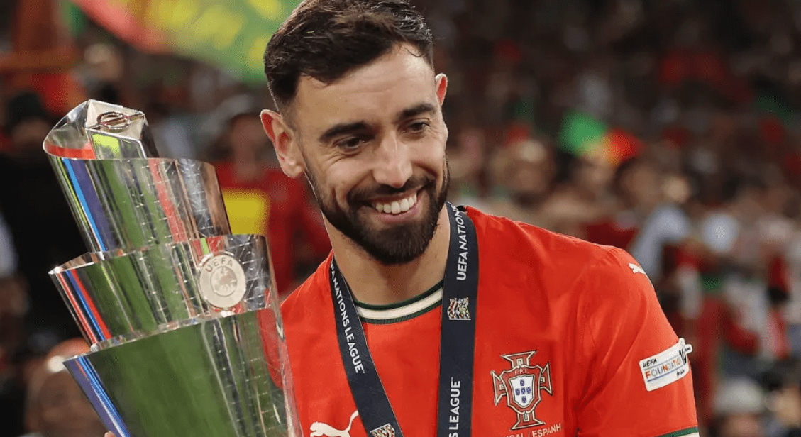 Bruno Fernandes Ca Ngợi Nuno Mendes Sau Chiến Thắng Tại Nations League